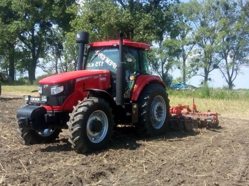 Трактор YTO ELG 1754 Трактор YTO ELG 1754