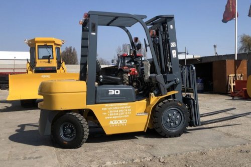 Вилковий навантажувач CHL CPCD 30 Вилковий навантажувач CHL CPCD 30