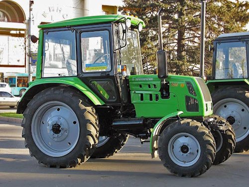 Трактор КИЙ 14102М