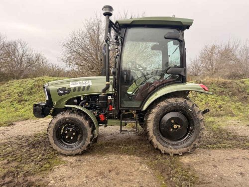 Минитрактор KENTAVR 404 SCU с пластиковой отделкой кабины